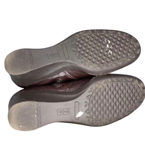 AEROSOLES Bookstore Brown Leather Wedge Ankle Boots Booties - Picture 5 of 7